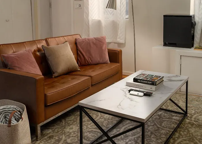 Apartment Wicker Park 2br Near Milwaukee Ave