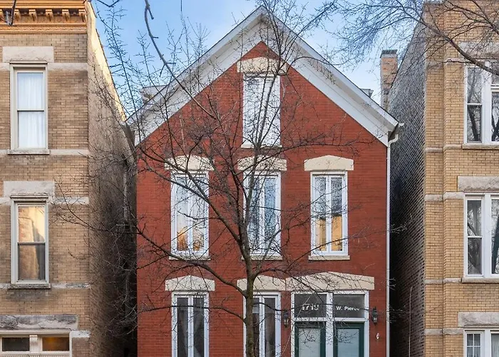Wicker Park 2br Near Milwaukee Ave Apartment